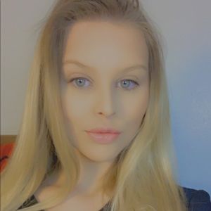 Meet your Posher, Lucy